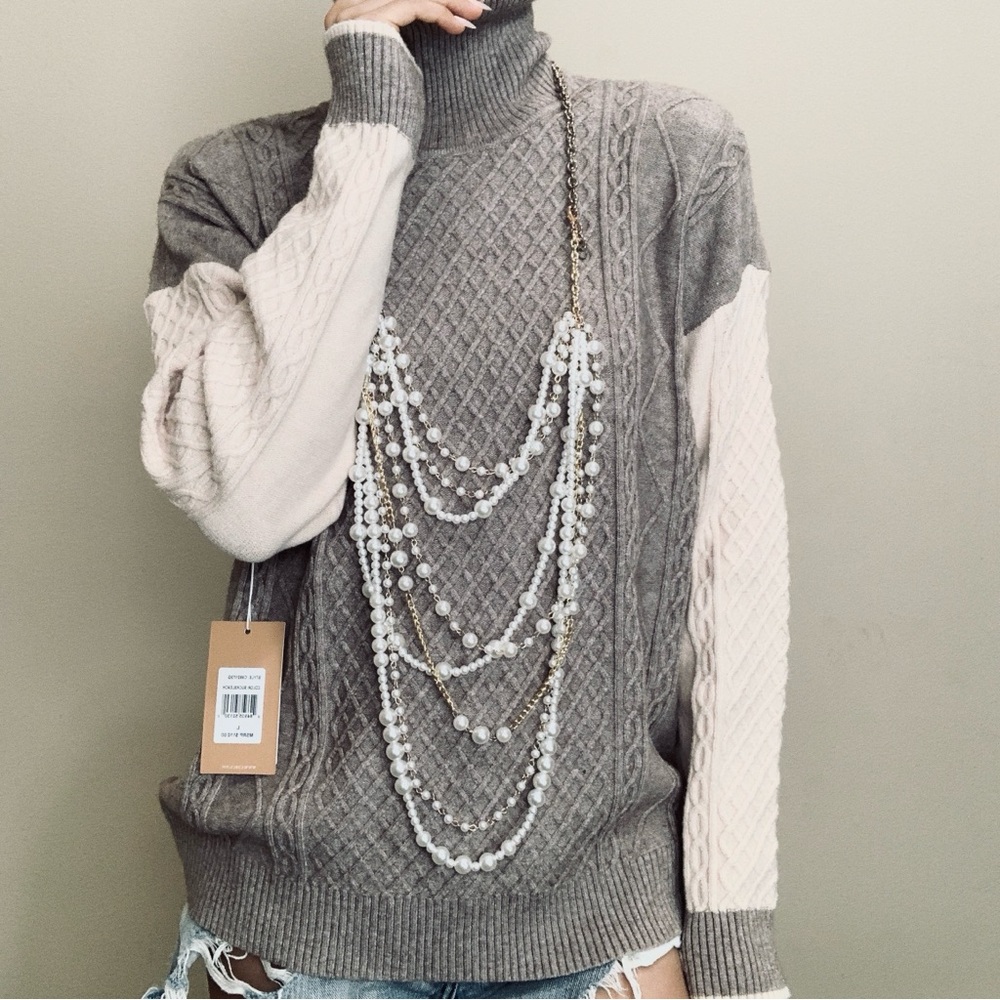 Cyrus Two-Tone Gray and Cream Cable Knit Turtleneck Sweater